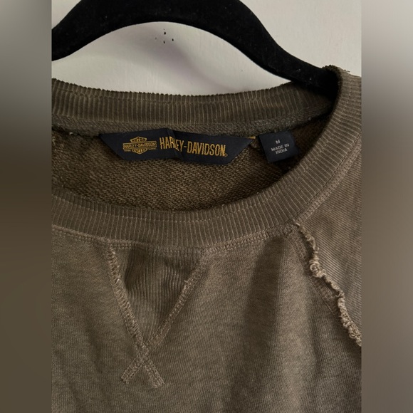 Harley-Davidson Gray Raglan Studded Crewneck Sweatshirt Raw Hem Size M - Picture 4 of 16